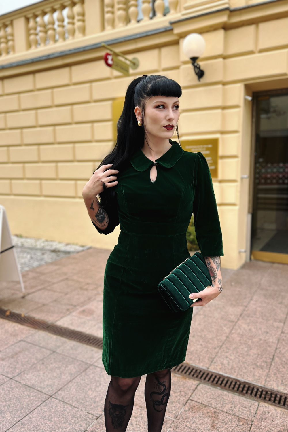 Glamorous Velvet Wiggle Dress in Dark Green